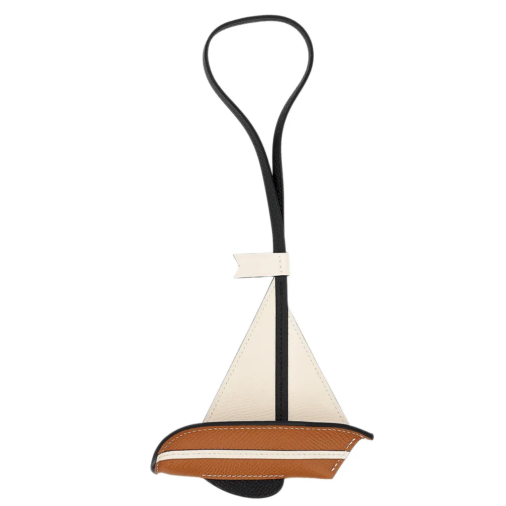 Brand New ( Rank N ) HERMÈS Charm Sail 24 Toffee (1H) Nata (I2 