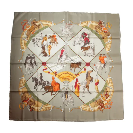 Carre 90 Musee Vivant du Cheval Chantilly scarf Gray