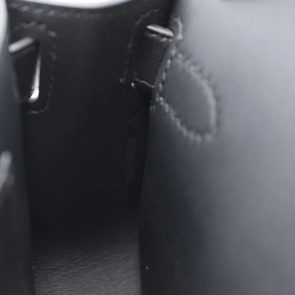 Brand New ( Rank N ) HERMÈS Jypsiere Mini Black (89