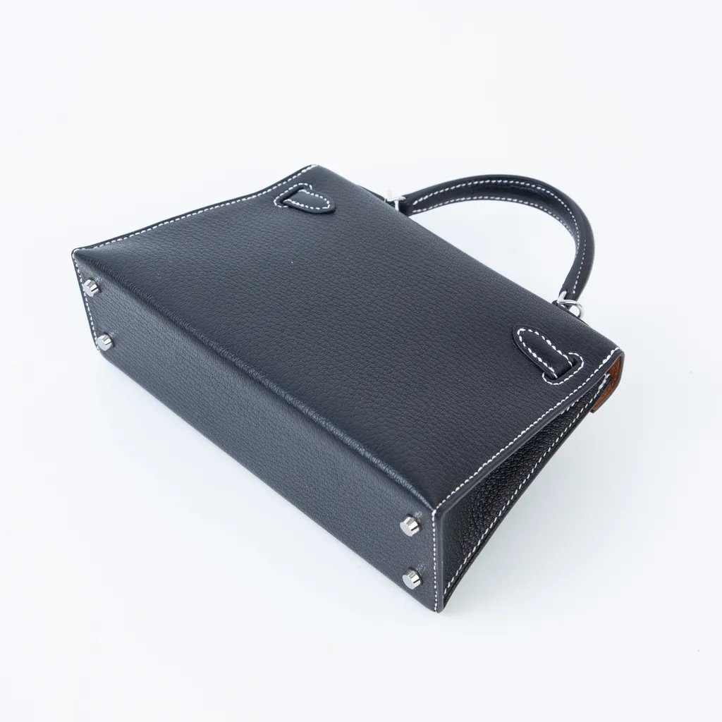 https://img.ginzaxiaoma.com/images/20250109/22581_007_489.jpg