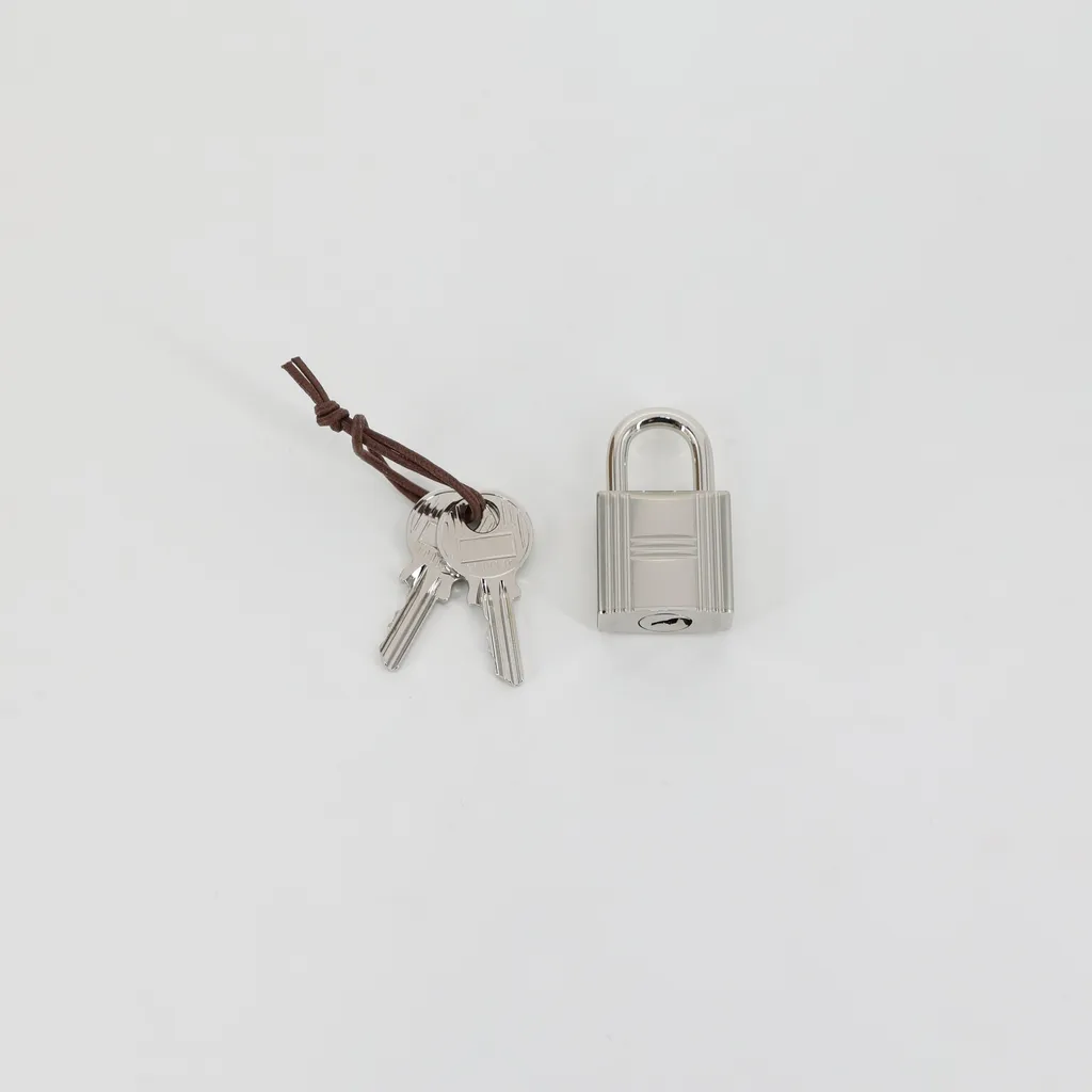 【手元に在庫あり】エルメス ピコタンロックPM チャイ ランク N 新品 HERMÈS エルメス ピコタンロックPM チャイ(0M