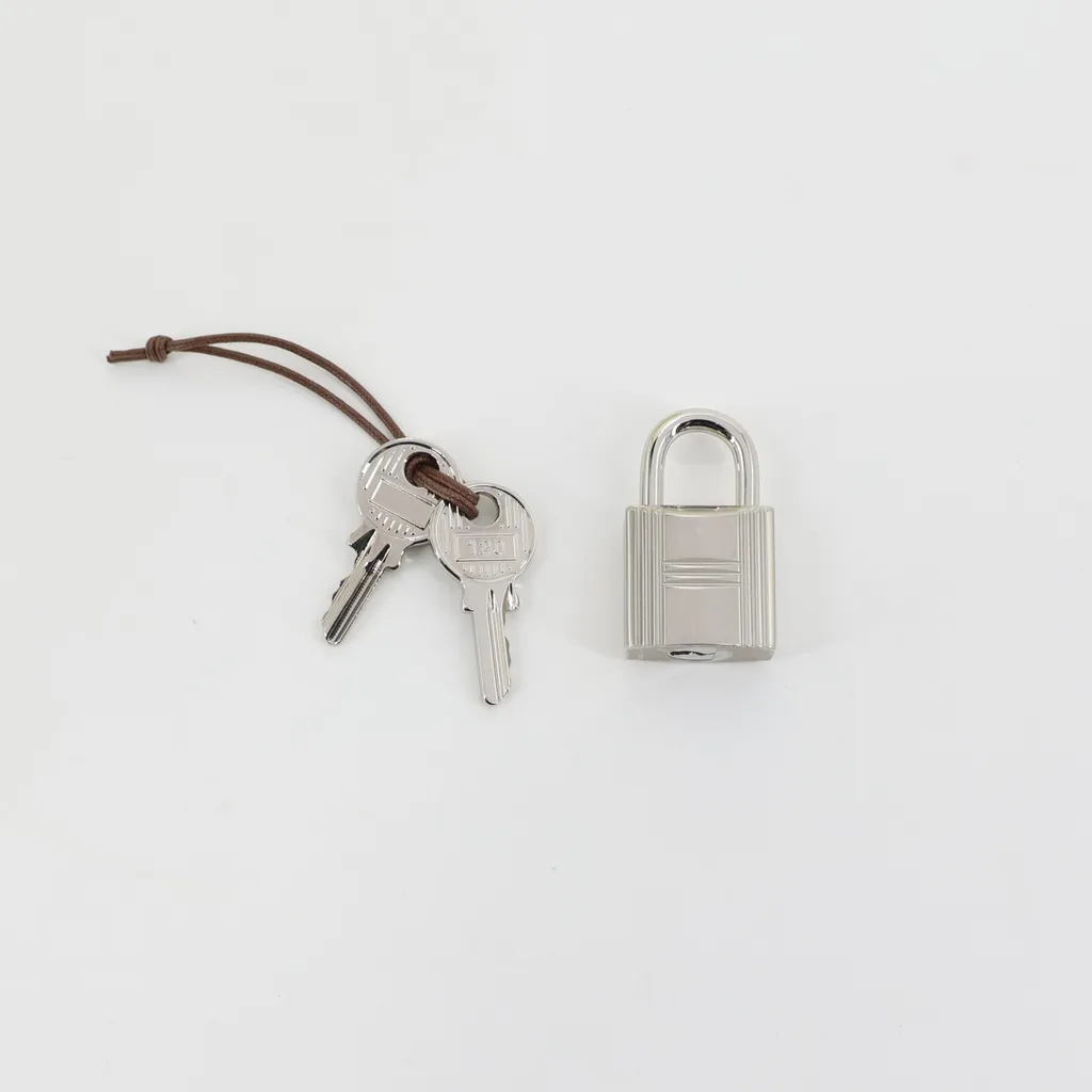 ランク N 新品 HERMÈS エルメス ピコタンロックPM ジョーヌ