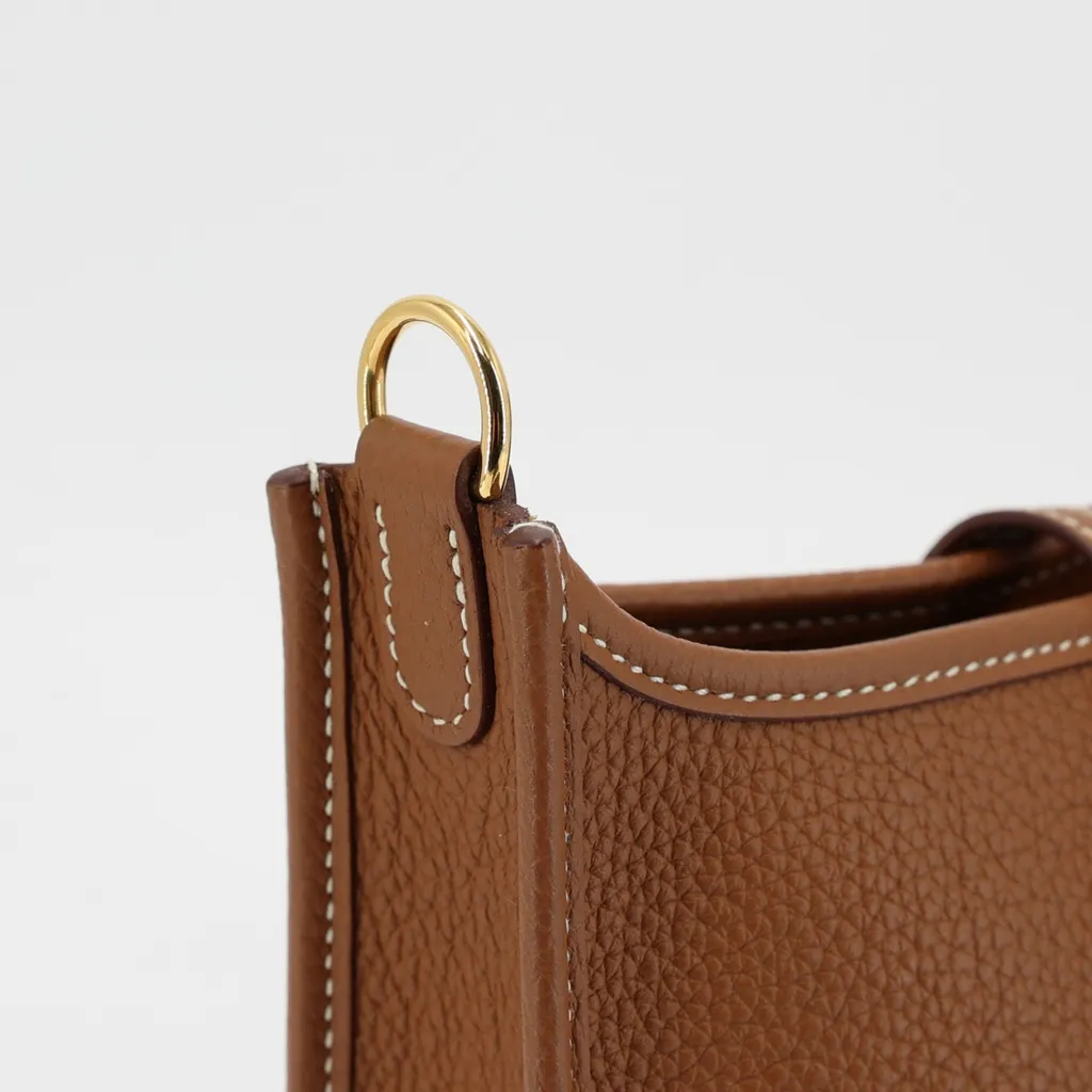 Very Good ( Rank A) HERMÈS Mini Evelyne 16 Amazone Gold (37