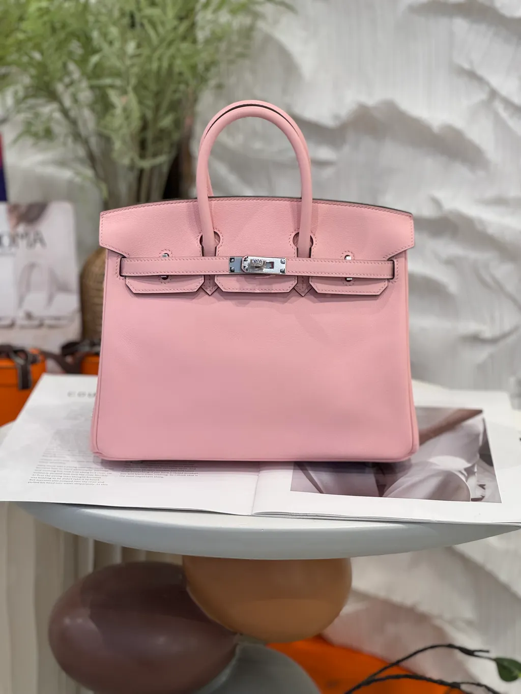 https://img.ginzaxiaoma.com/images/20250325/10133958-model1_614.jpg
