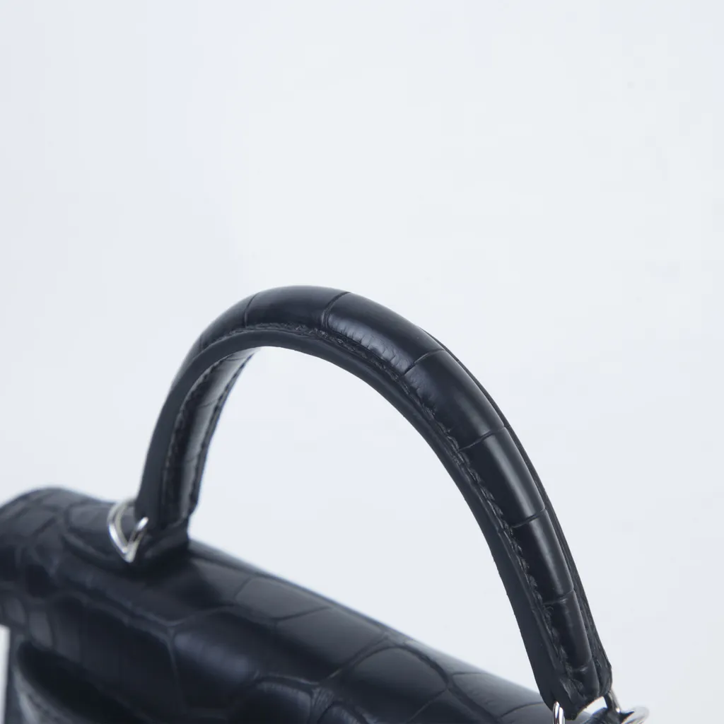 https://img.ginzaxiaoma.com/images/20250509/25881_003_7.jpg