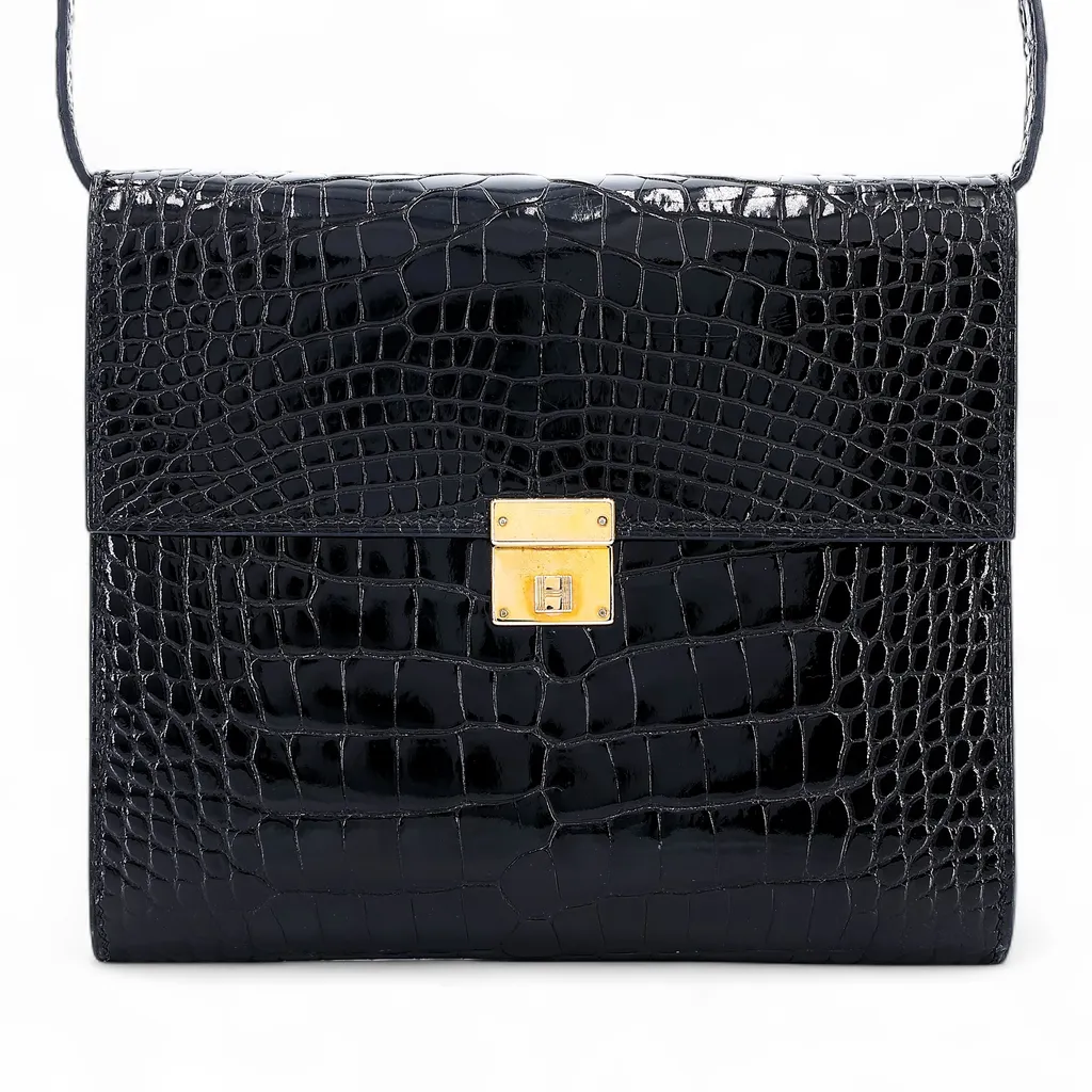 Clic 16 Black (89)