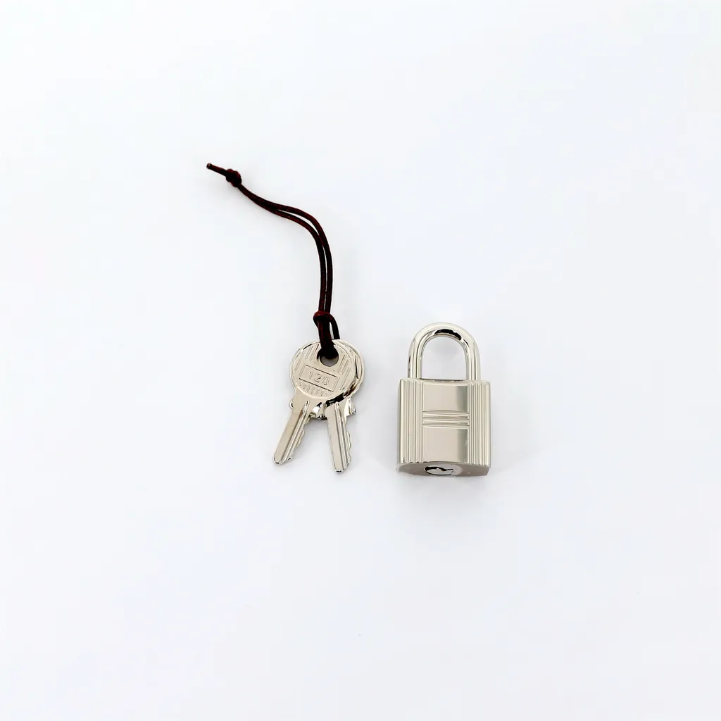https://img.ginzaxiaoma.com/images/20250612/30030701_15_983.jpg