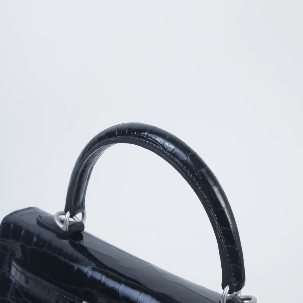 https://img.ginzaxiaoma.com/images/20250623/25479_003_715.jpg