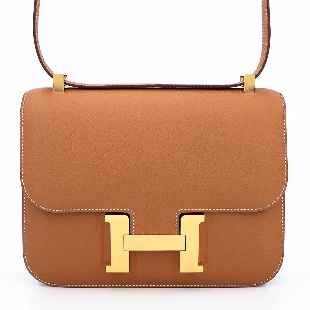 Constance 24 Gold (37)
