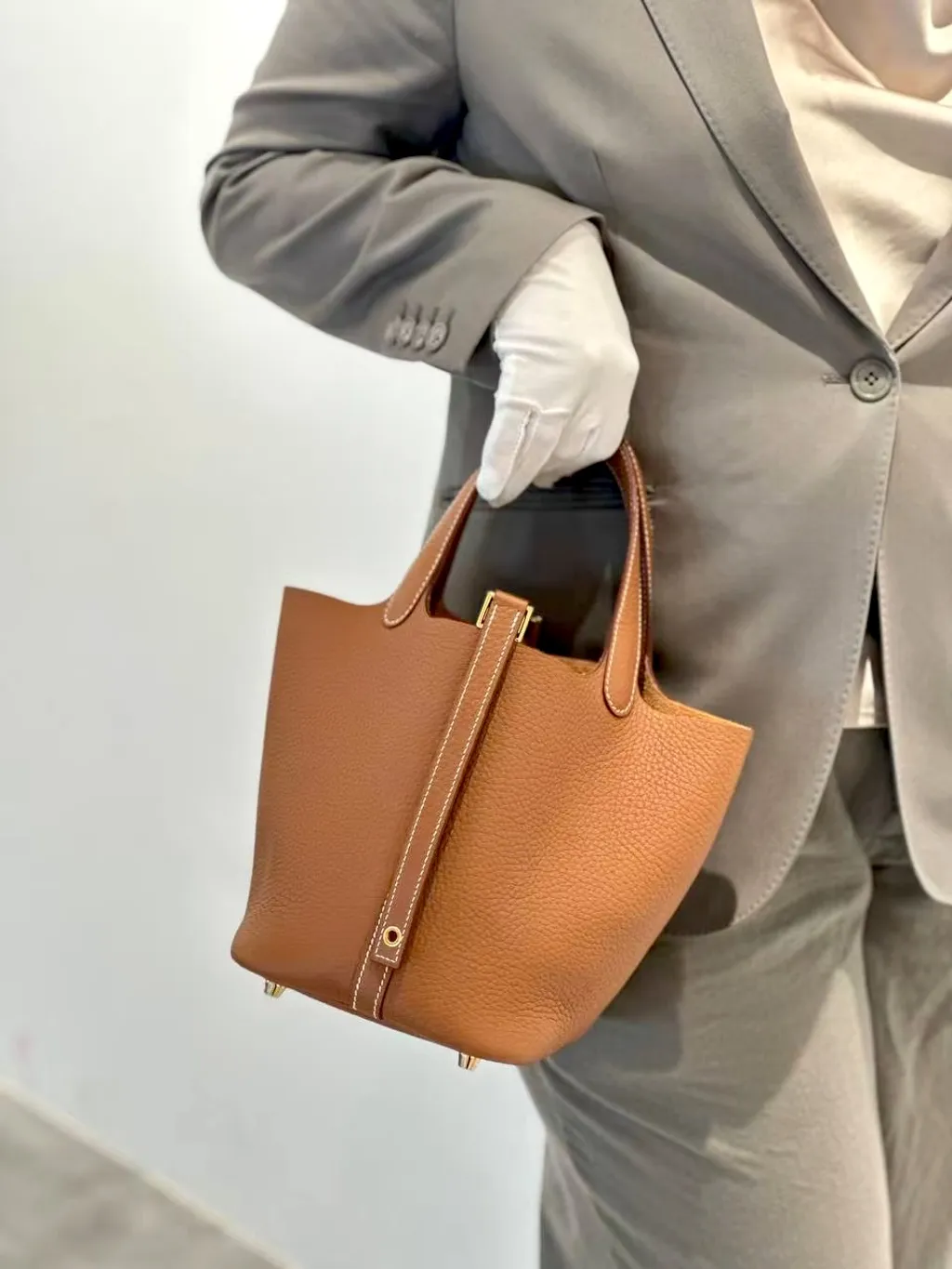 https://img.ginzaxiaoma.com/images/20250707/30031869_上身图1_950.jpg