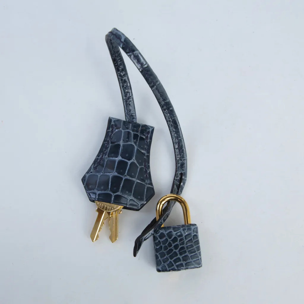 https://img.ginzaxiaoma.com/images/20250709/1001348_014_121.jpg
