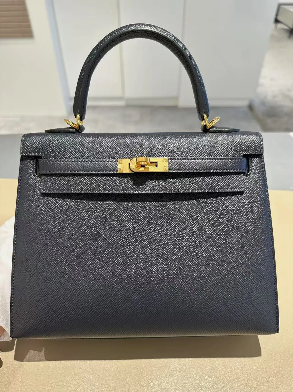 https://img.ginzaxiaoma.com/images/20250710/30032071_上身图3_93.jpg