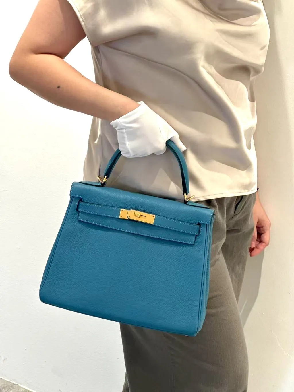 https://img.ginzaxiaoma.com/images/20250710/30032187_上身图4_220.jpg