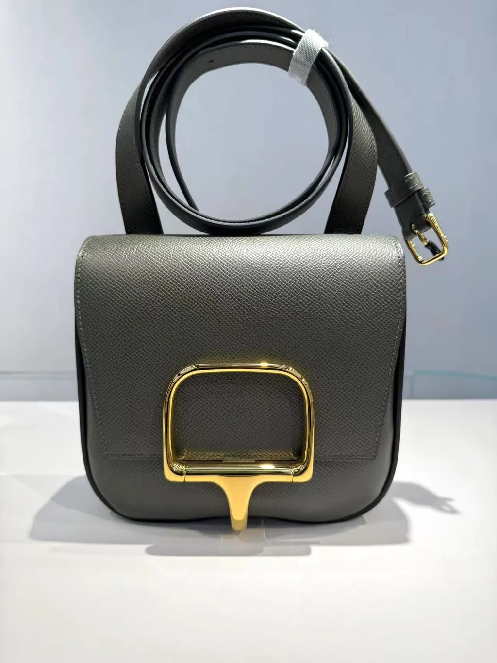 https://img.ginzaxiaoma.com/images/20250714/1001411_上身图4_730.jpg