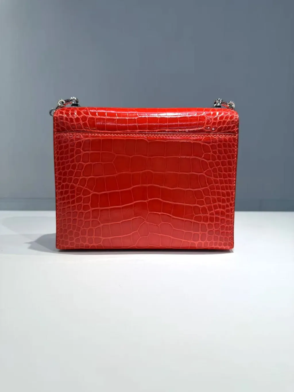 https://img.ginzaxiaoma.com/images/20250714/1001429_上身图1_772.jpg