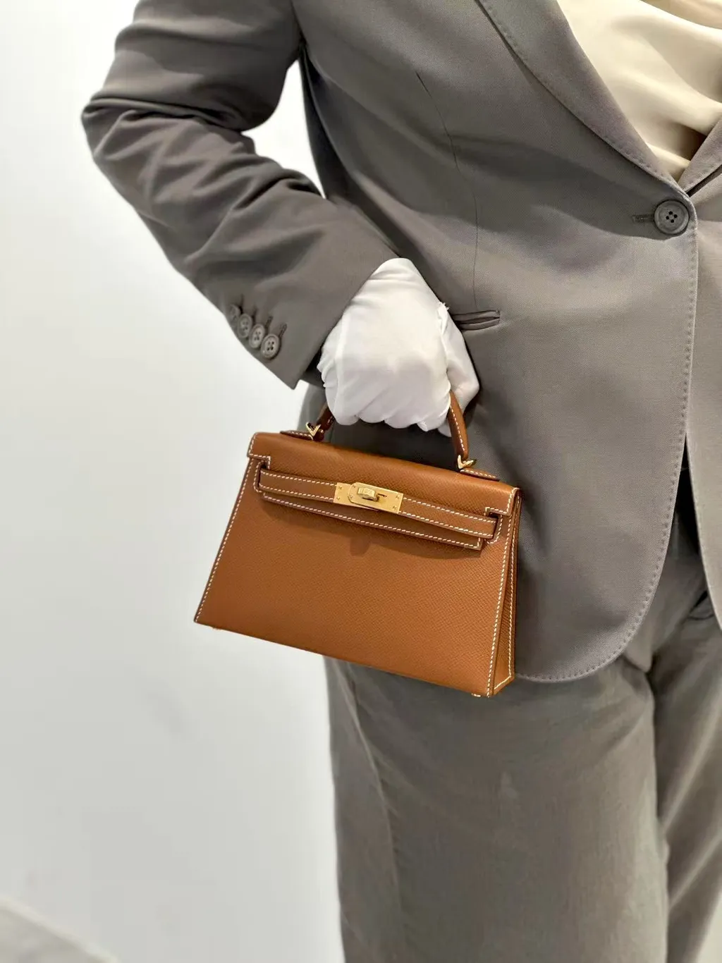 https://img.ginzaxiaoma.com/images/20250715/30032453_上身图4_666.jpg