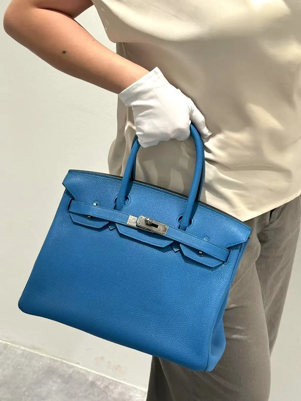 https://img.ginzaxiaoma.com/images/20250716/30032514_上身图2_453.jpg