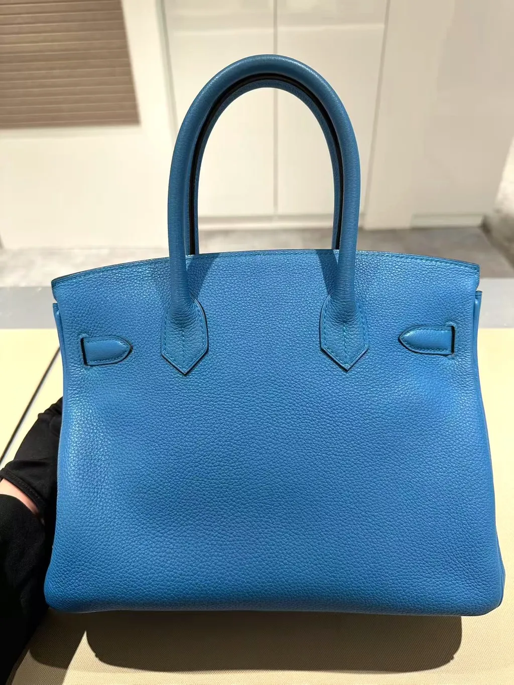 https://img.ginzaxiaoma.com/images/20250716/30032514_上身图4_668.jpg