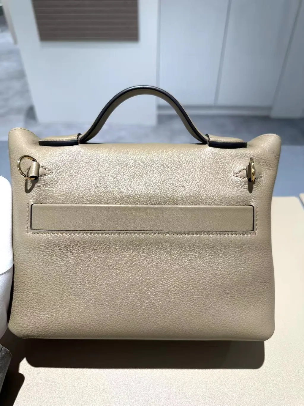 https://img.ginzaxiaoma.com/images/20250716/30032538_上身图2_329.jpg