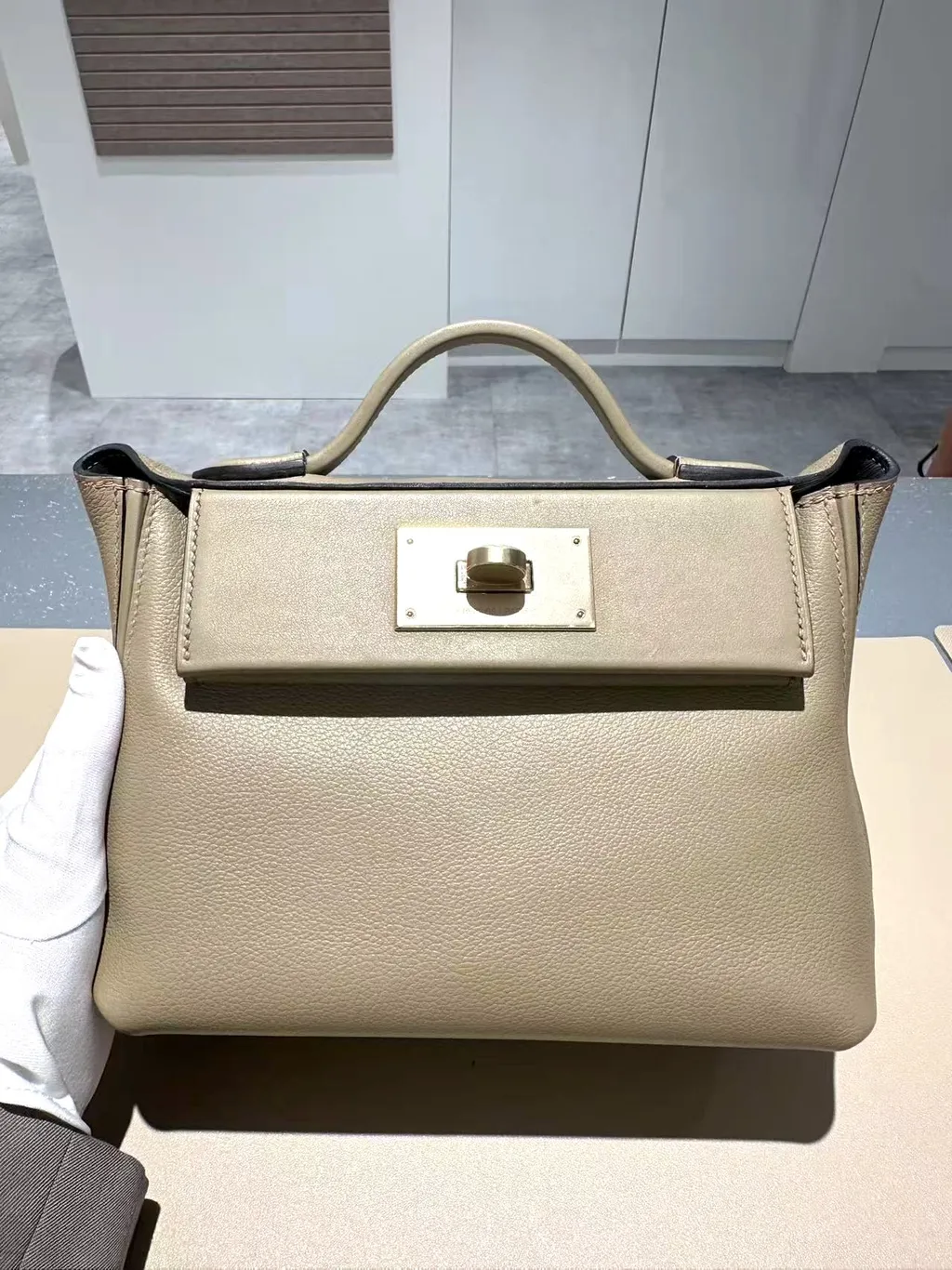 https://img.ginzaxiaoma.com/images/20250716/30032538_上身图4_53.jpg