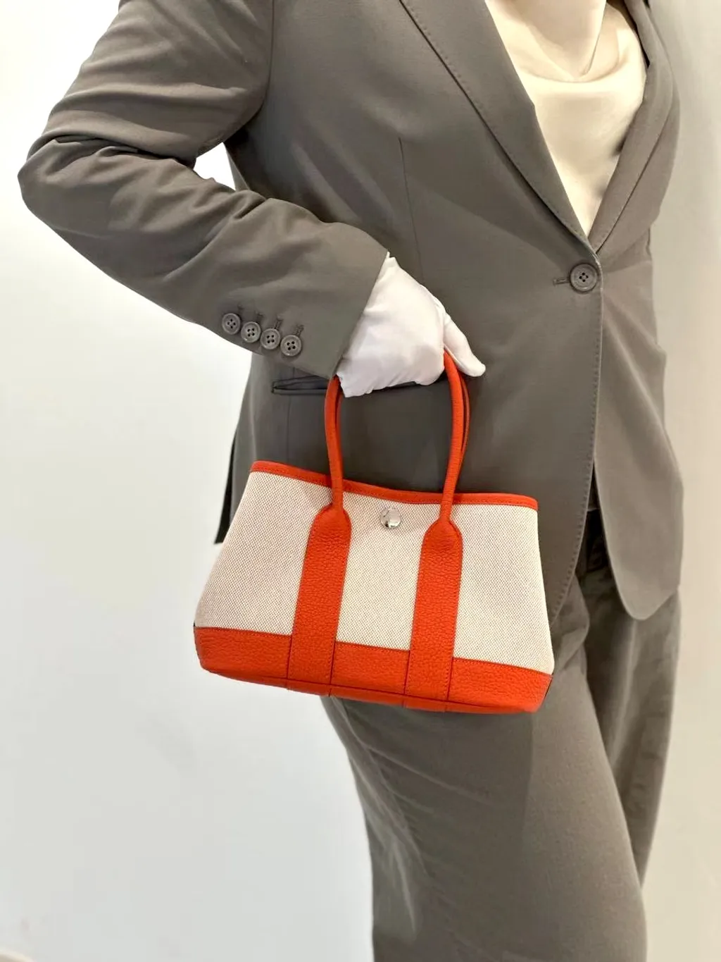 https://img.ginzaxiaoma.com/images/20250718/30032576_上身图3_265.jpg