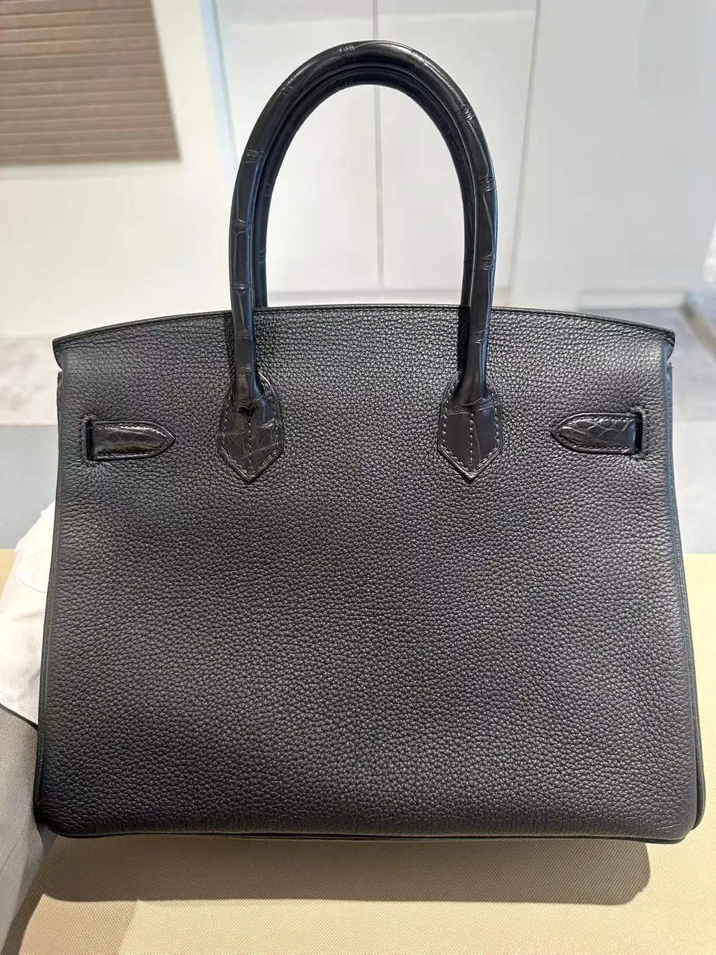https://img.ginzaxiaoma.com/images/20250723/30032743_上身图2_61.jpg