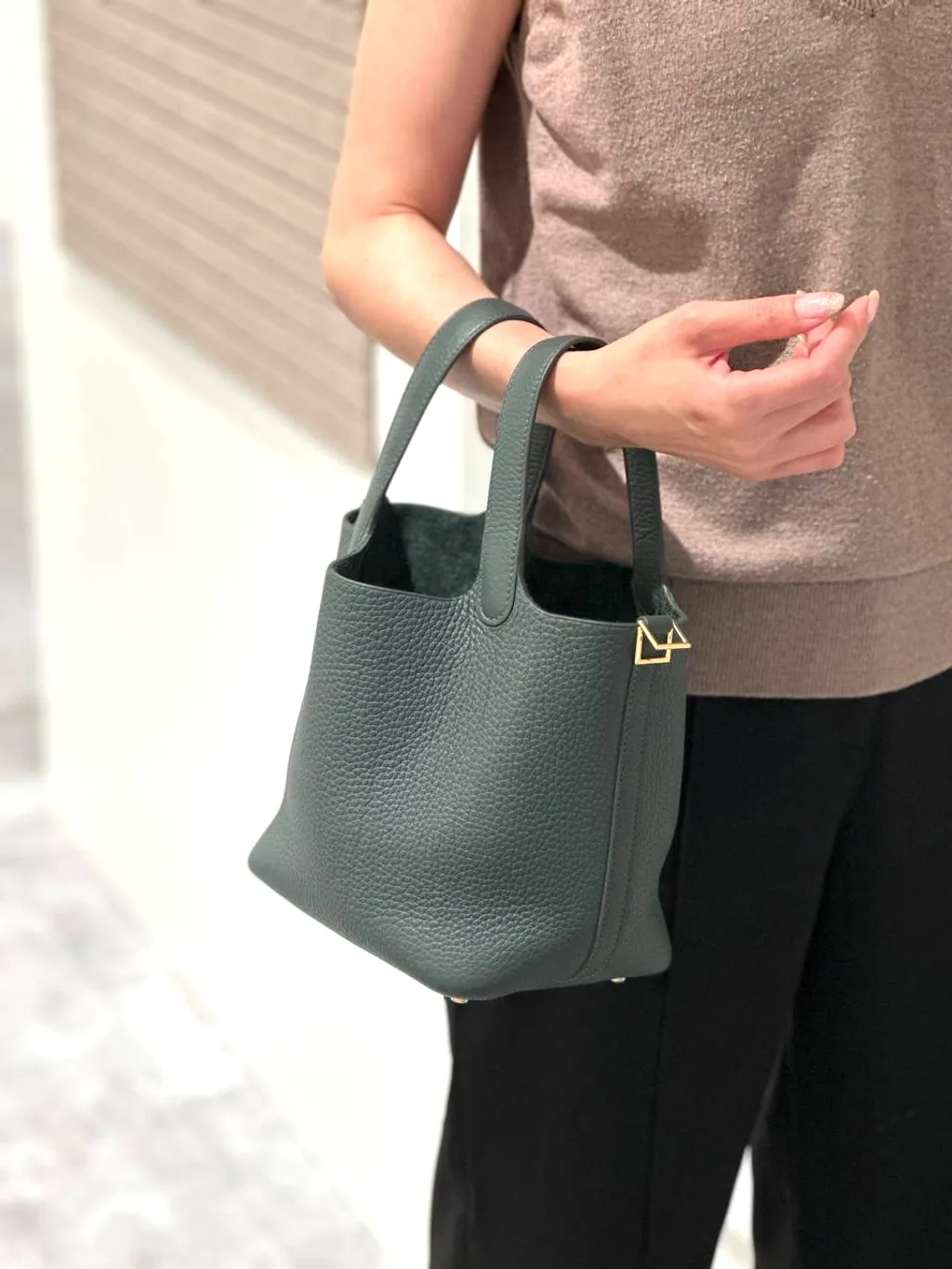 https://img.ginzaxiaoma.com/images/20250729/30032897_上身图1_799.jpg