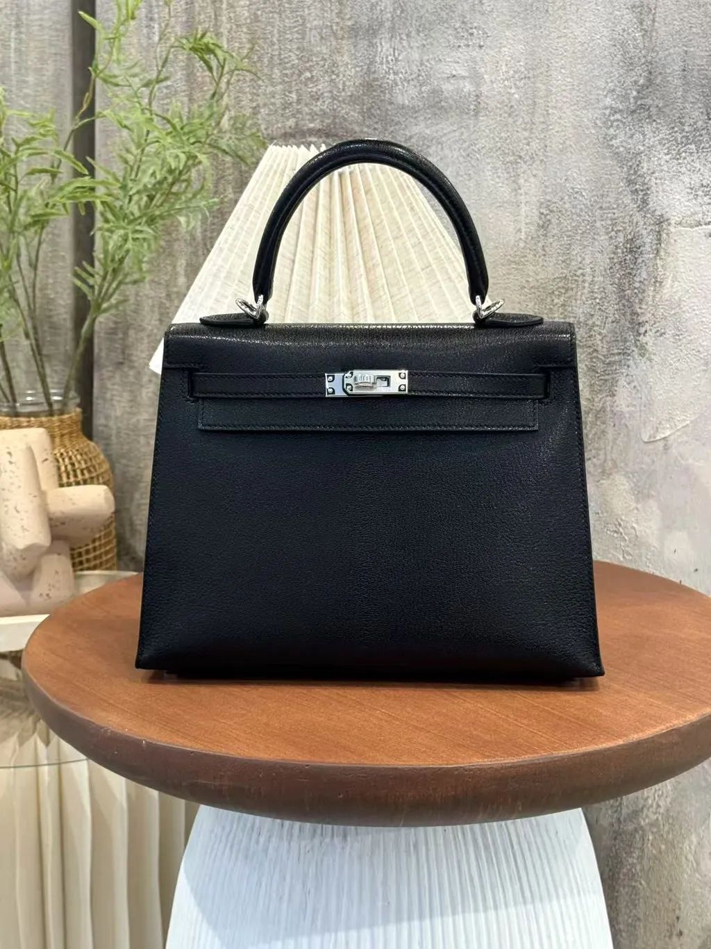https://img.ginzaxiaoma.com/images/20250730/1001790_上身图2_342.jpg