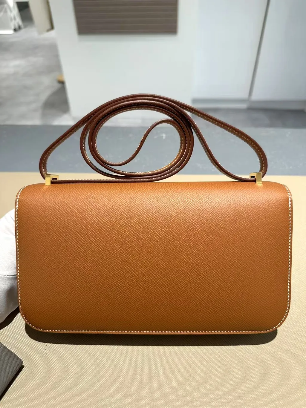 https://img.ginzaxiaoma.com/images/20250730/30032996_上身图2_296.jpg