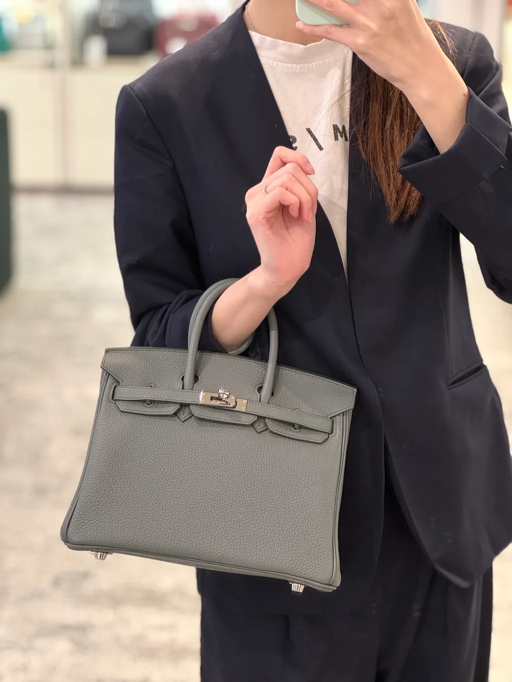 https://img.ginzaxiaoma.com/images/20250731/1001821_上身图3_742.jpg