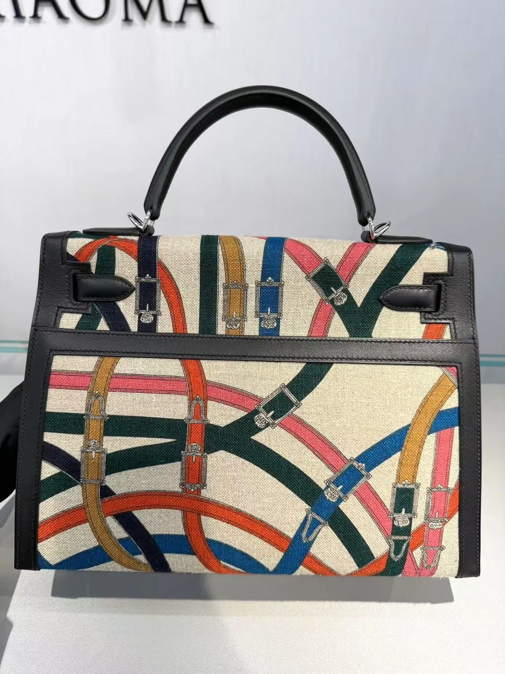 https://img.ginzaxiaoma.com/images/20250804/1001886_上身图2_181.jpg