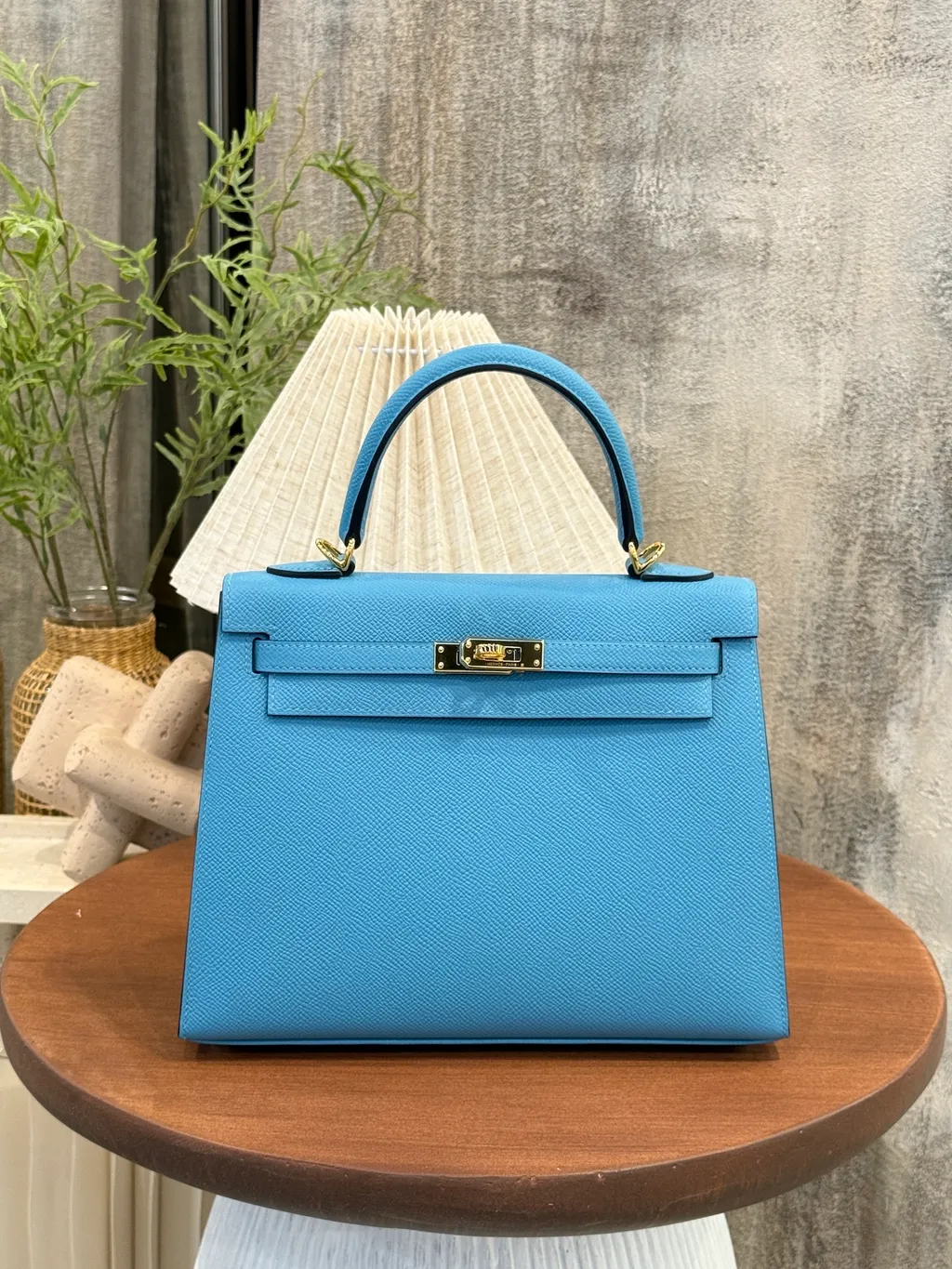 https://img.ginzaxiaoma.com/images/20250805/1001926_上身图1_702.jpg