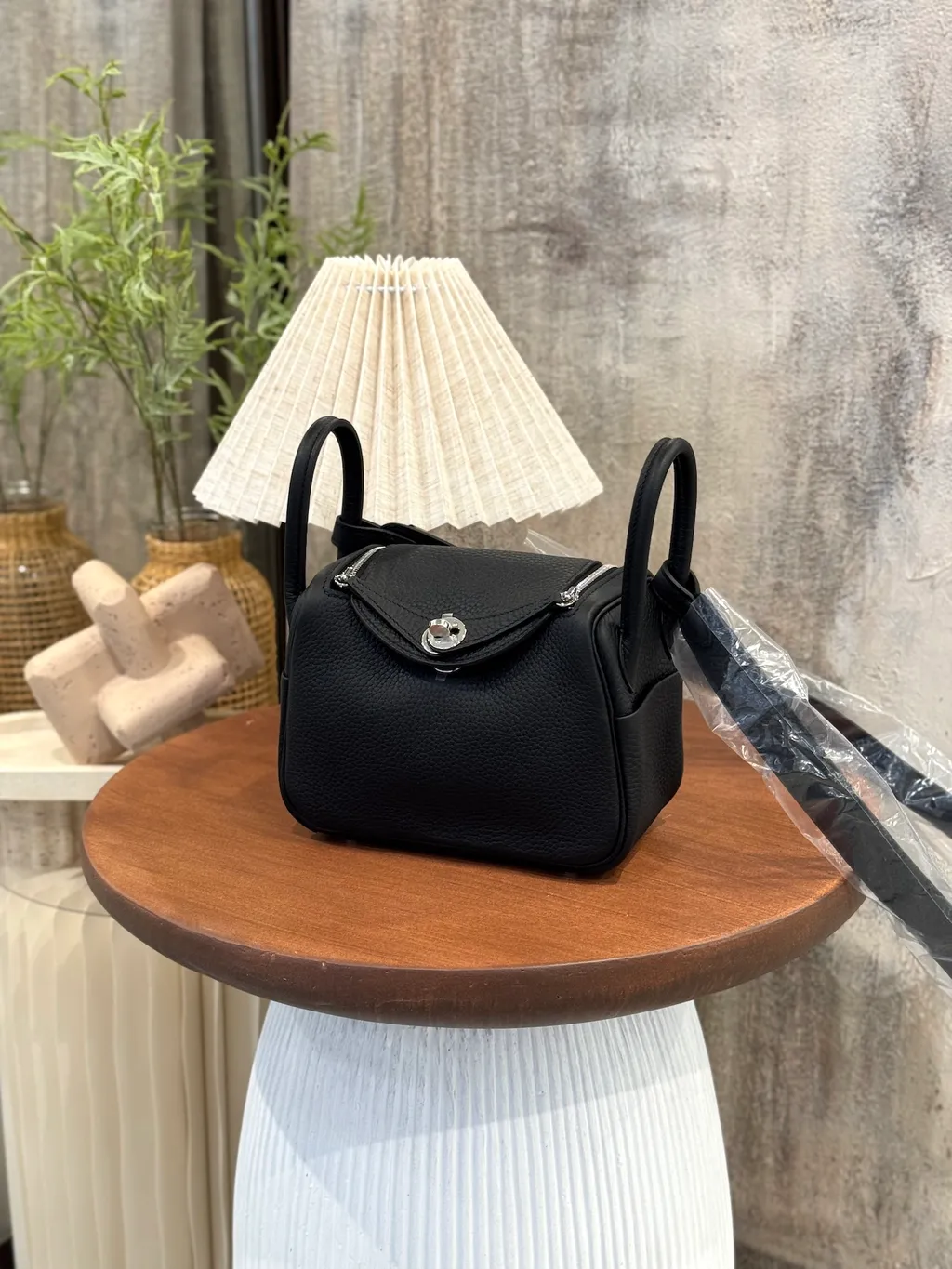 https://img.ginzaxiaoma.com/images/20250808/1001977_上身图2_916.jpg