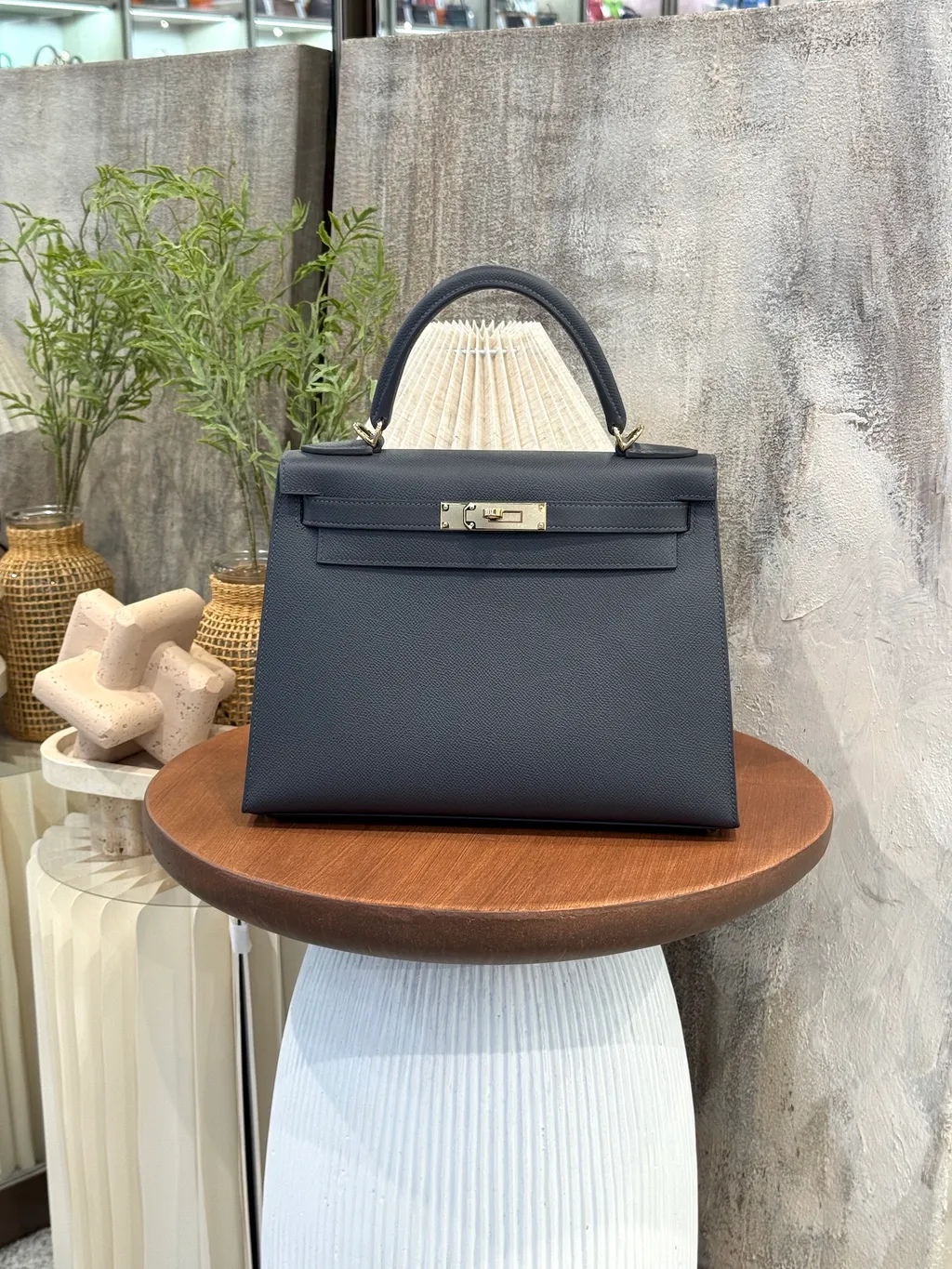 https://img.ginzaxiaoma.com/images/20250813/1002083_上身图1_765.jpg