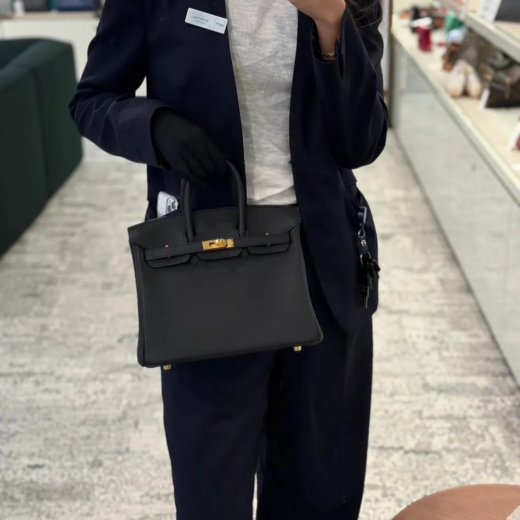 https://img.ginzaxiaoma.com/images/20250818/1002216_上身图3_849.jpg