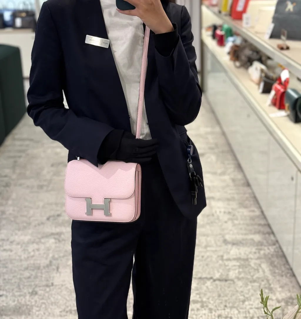 https://img.ginzaxiaoma.com/images/20250820/1002273_上身图2_674.jpg