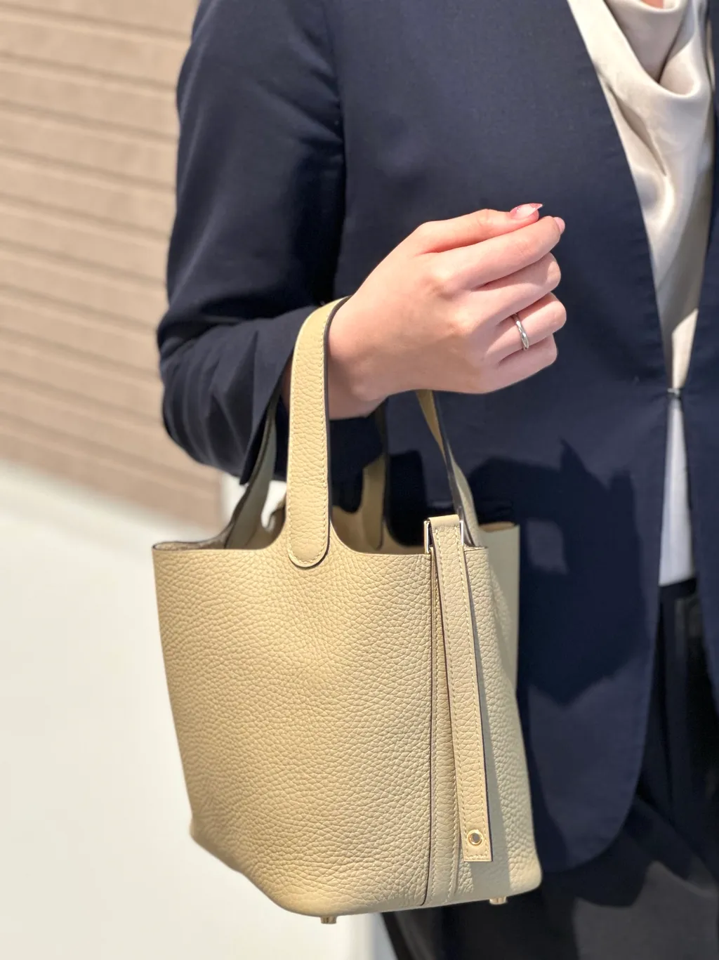 https://img.ginzaxiaoma.com/images/20250822/30033856_上身图1_904.jpg