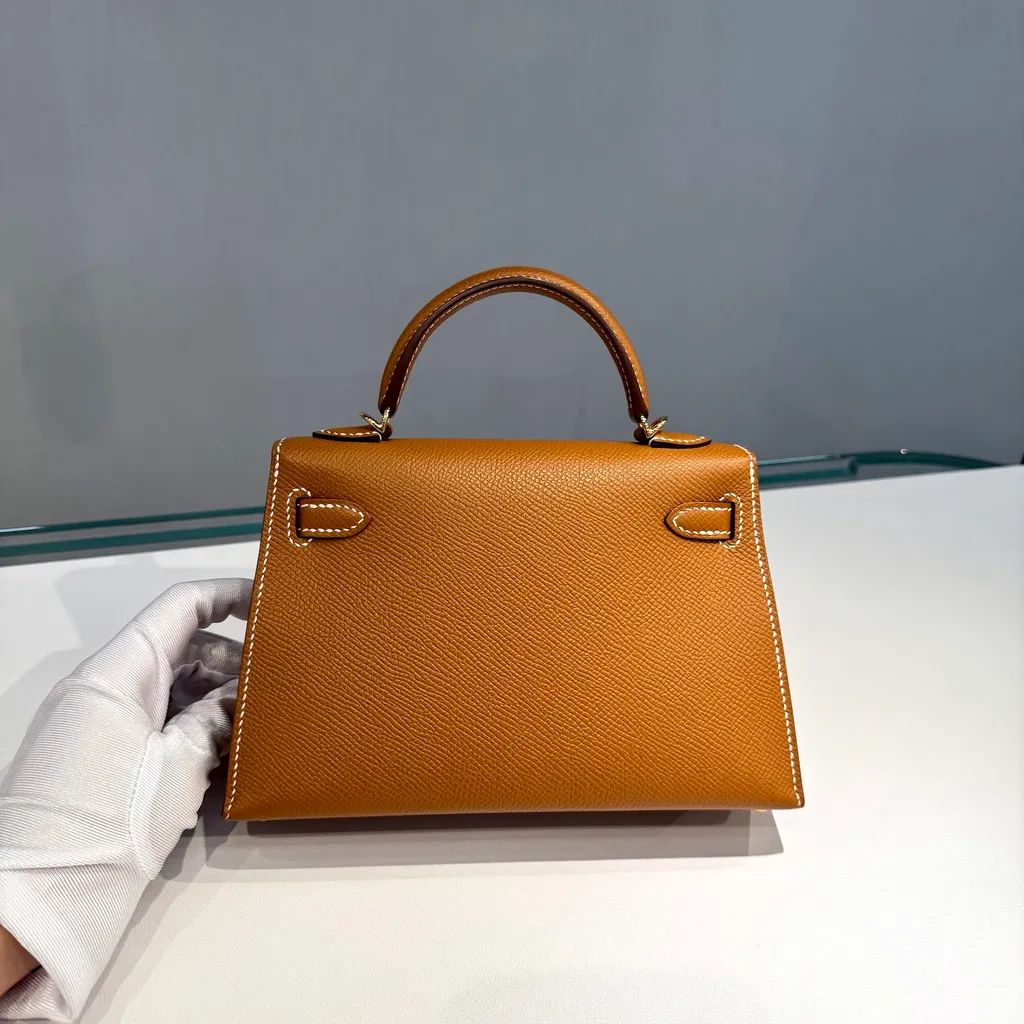 https://img.ginzaxiaoma.com/images/20250827/1002402_上身图4_560.jpg