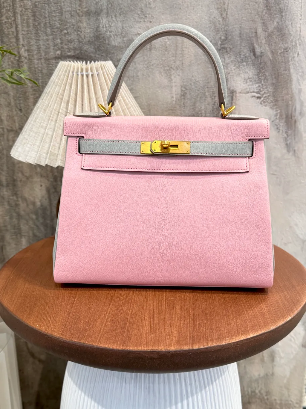 https://img.ginzaxiaoma.com/images/20250828/1002491_上身图1_339.jpg