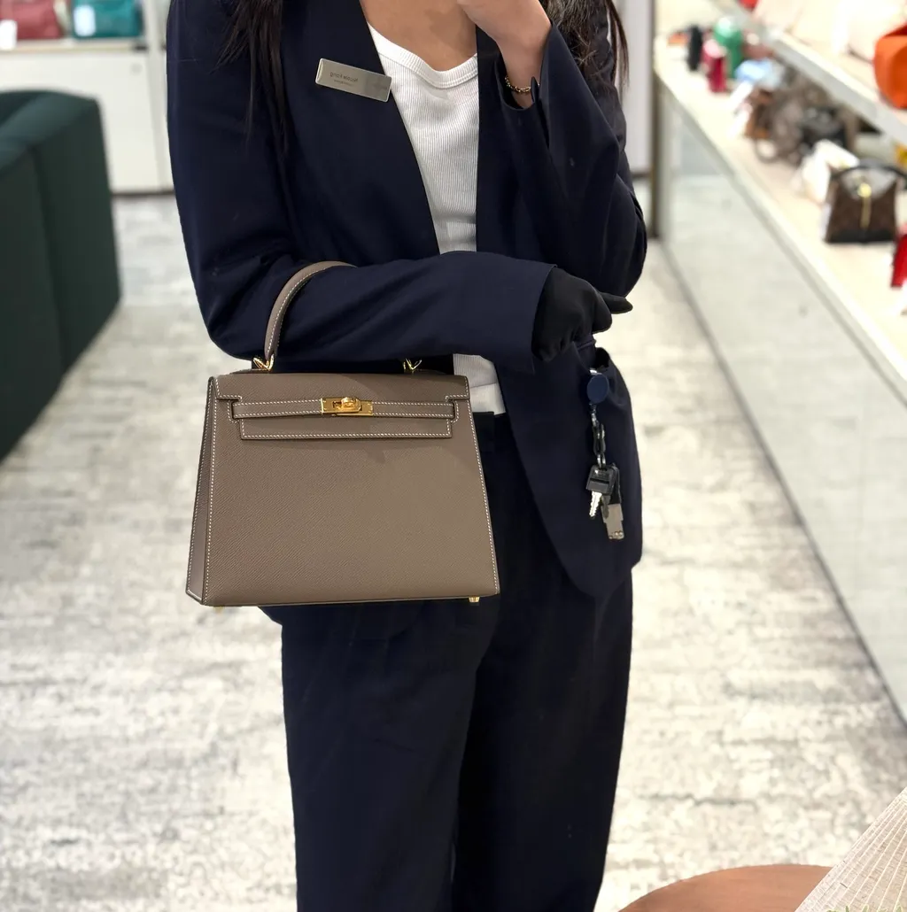 https://img.ginzaxiaoma.com/images/20250829/1002377_上身图1_636.jpg