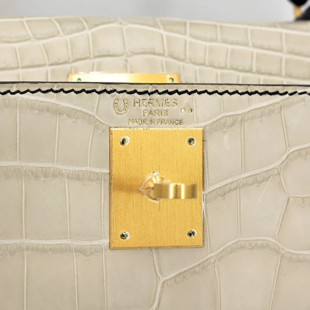 https://img.ginzaxiaoma.com/images/20250829/1002492_018_990.jpg